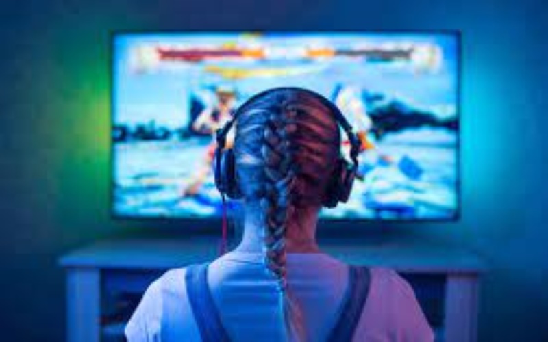 Unraveling the Relationship Between Online Gaming and Sleep Patterns